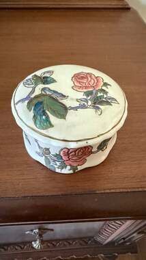 Vintage Hand-Painted Porcelain Lidded Trinket Box with Pink Rose Floral Motif an